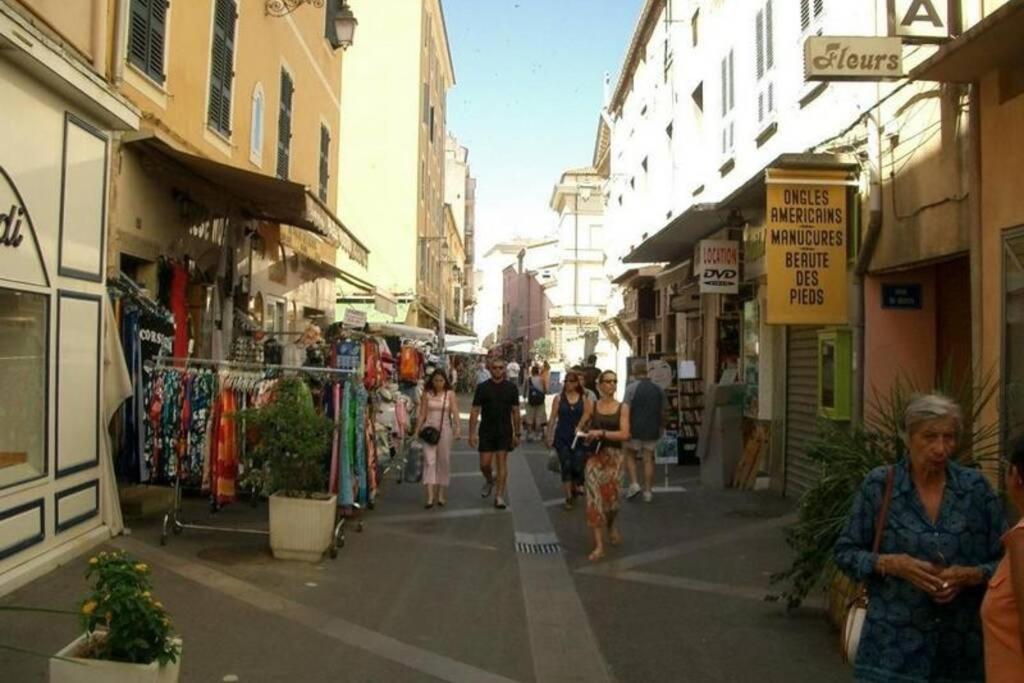 Apartment T2 Au Coeur De La Rue Fesch Ajaccio (Corsica)